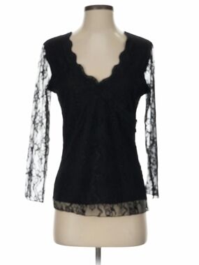 Apostrophe Black Lace Scalloped V-Neck Blouse